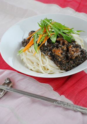 マルハ物産ご馳走歳時記４月　韓国風れんこんジャージャー麺